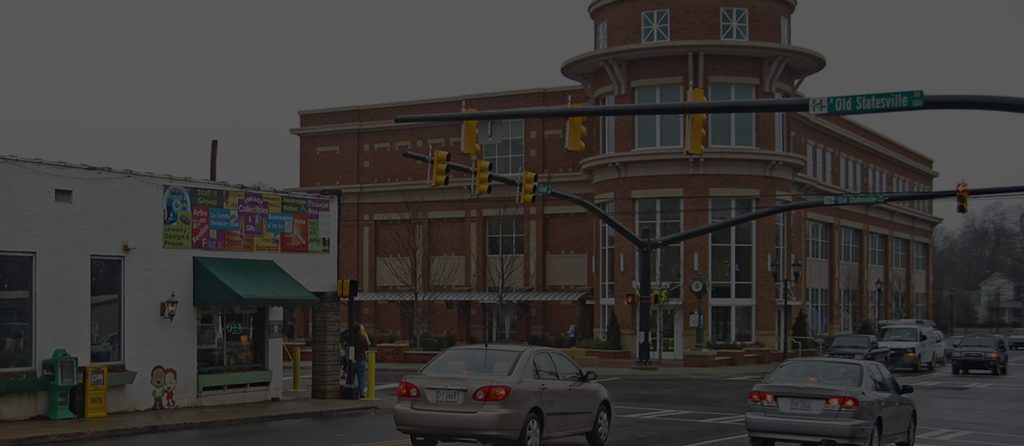 Photograph of a popular street in Huntersville, North Carolina.